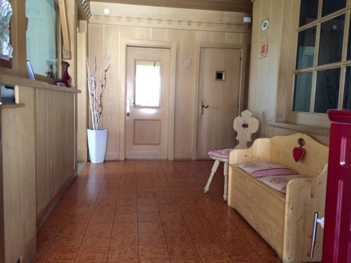 Garni Serena Canazei Exterior foto