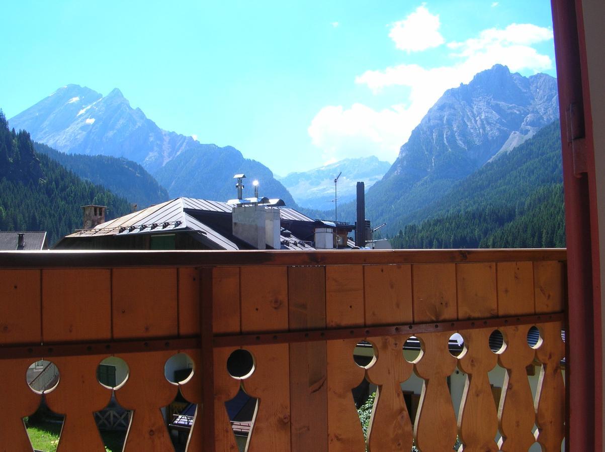 Garni Serena Canazei Exterior foto